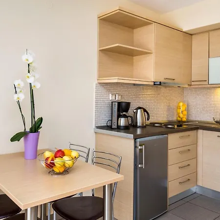 Apartment Aventura